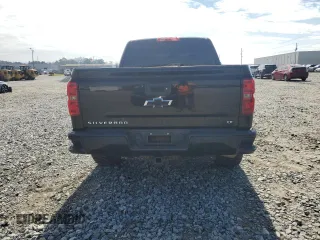2018 Chevrolet Silverado 1500 LT with VIN 3GCUKREC3JG425552, listed as a Copart auction lot 46662535 with 122,469 mi miles and Salvage Title. Bid and sale history available at carsss.com. Image 6.