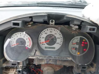 2004 Nissan Frontier XE z VIN 1N6DD26T04C407367, wystawiony jako IAAI lot #42155655 z przebiegiem 165 467 mil mil oraz . Historia ofert i sprzedaży dostępna na DreamBid. Obrazek 7.
