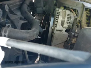 2012 Chevrolet Suburban LTZ z VIN 1GNSKKE75CR133445, wystawiony jako IAAI lot #41590306 z przebiegiem 203 592 mil mil oraz . Historia ofert i sprzedaży dostępna na DreamBid. Obrazek 17.