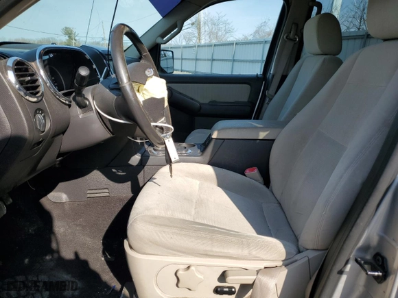 2008 Ford Explorer XLT with VIN 1FMEU73E68UA06301, listed as a Copart auction lot 48595855 with 142,503 mi miles and Salvage Title. Bid and sale history available at carsss.com. Image 7.