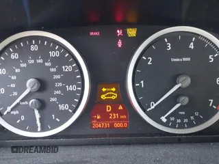 2006 BMW 5 Series 550i with VIN WBANB53556CP02839, listed as a IAAI auction lot 42152219 with 204,731 mi miles and . Bid and sale history available at carsss.com. Image 7.
