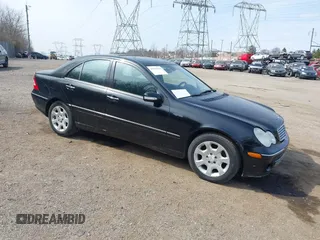 2006 Mercedes-Benz C with VIN WDBRF87H06F801774, listed as a IAAI auction lot 41791614 with 249,942 mi miles and . Bid and sale history available at DreamBid. Image 1.