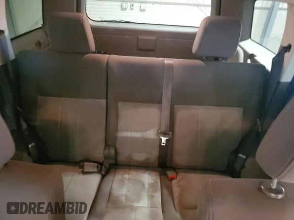 2008 Dodge Nitro SXT z VIN 1D8GT28K28W246131, wystawiony jako Copart lot #60037665 z przebiegiem 119 831 mil mil oraz Szkoda całkowita • Salvage title. Historia ofert i sprzedaży dostępna na DreamBid. Obrazek 10.