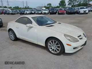 2006 Mercedes-Benz SLK 350 z VIN WDBWK56FX6F080862, wystawiony jako IAAI lot #42153239 z przebiegiem 180 624 mil mil oraz . Historia ofert i sprzedaży dostępna na DreamBid. Obrazek 1.