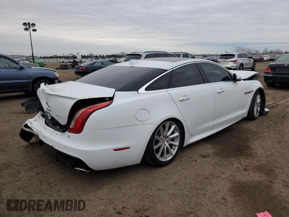 2016 Jaguar XJ R-Sport с VIN SAJWJ1CD9G8V92958, выставлен на аукционе Copart как лот 44177915 с пробегом Не указан миль и Списание • Salvage title. История ставок и продаж доступна на DreamBid. Изображение 3.