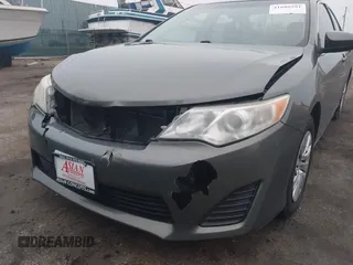 2012 Toyota Camry L with VIN 4T1BF1FK7CU528875, listed as a IAAI auction lot 41688301 with 107,694 mi miles. Bid and sale history available at carsss.com. Image 6.