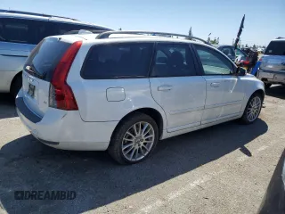 2009 Volvo V50 2.4L with VIN YV1MW390492468846, listed as a Copart auction lot 49413904 with 202,405 mi miles and Salvage Title. Bid and sale history available at carsss.com. Image 3.