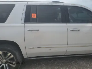 2019 GMC Yukon XL Denali with VIN 1GKS1HKJ3KR251642, listed as a Copart auction lot 76199674 with 0 mi miles and Salvage Title. Bid and sale history available at carsss.com. Image 11.