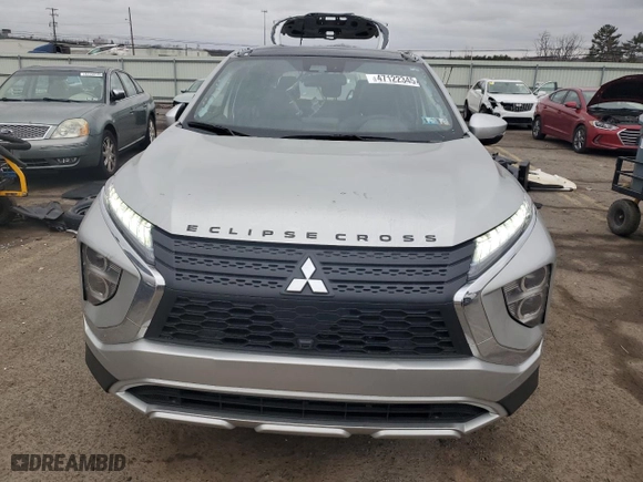 2024 Mitsubishi Eclipse Cross SE with VIN JA4ATWAA8RZ036849, listed as a Copart auction lot 47122345 with 10,411 mi miles and Salvage Title. Bid and sale history available at carsss.com. Image 5.