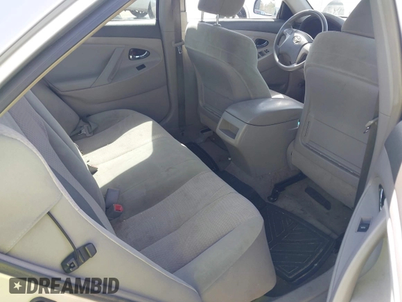 2011 Toyota Camry LE z VIN 4T4BF3EK6BR154387, wystawiony jako IAAI lot #41725062 z przebiegiem 165 211 mil mil oraz . Historia ofert i sprzedaży dostępna na DreamBid. Obrazek 8.