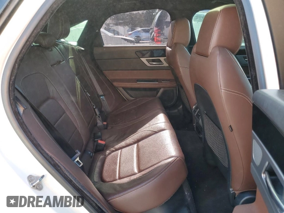 2016 Jaguar XF 35t R-Sport with VIN SAJBF4BV4GCY08546, listed as a Copart auction lot 85547364 with 83,549 mi miles and Clean Title. Bid and sale history available at carsss.com. Image 10.
