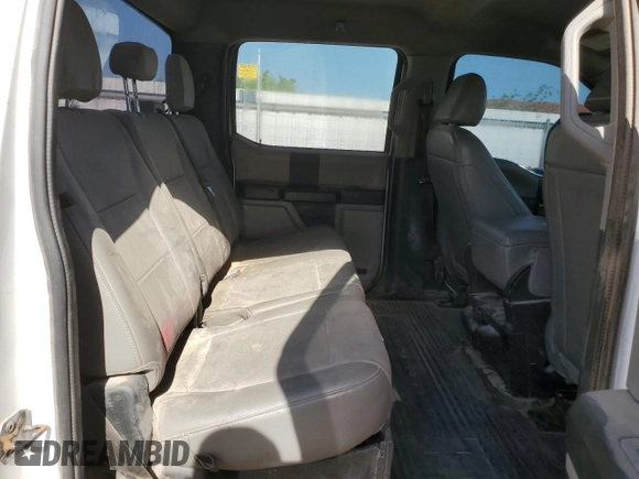 2021 Ford F-250 XL z VIN 1FT7W2BT8MEE18914, wystawiony jako Copart lot #54020325 z przebiegiem 151 014 mil mil oraz Czysty tytuł • Clean title. Historia ofert i sprzedaży dostępna na DreamBid. Obrazek 10.