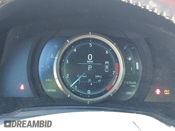 2015 Lexus IS 250 with VIN JTHBF1D26F5060500, listed as a IAAI auction lot 41309713 with 137,620 mi miles and . Bid and sale history available at carsss.com. Image 7.