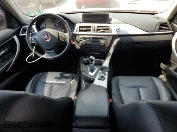 2013 BMW 3 Series 328i with VIN WBA3A5G55DNP23647, listed as a Copart auction lot 59254205 with 158,320 mi miles and Salvage title. Bid and sale history available at DreamBid. Image 8.