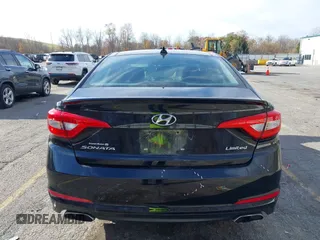 2015 Hyundai Sonata Limited with VIN 5NPE34AF4FH082978, listed as a IAAI auction lot 40717431 with 84,870 mi miles and . Bid and sale history available at carsss.com. Image 16.