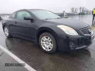 2009 Nissan Altima S z VIN 1N4AL24E09C189716, wystawiony jako IAAI lot #41848004 z przebiegiem 182 014 mil mil oraz . Historia ofert i sprzedaży dostępna na DreamBid. Obrazek 1.