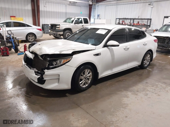 2016 Kia Optima LX with VIN KNAGT4L30G5072605, listed as a IAAI auction lot 41562330 with 152,320 mi miles. Bid and sale history available at carsss.com. Image 17.