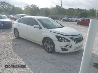 2014 Nissan Altima S with VIN 1N4BL3AP3EN230242, listed as a IAAI auction lot 42282627 with 189,979 mi miles and . Bid and sale history available at DreamBid. Image 1.