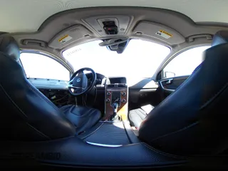 2017 Volvo XC60 Inscription с VIN YV440MDUXH2011767, выставлен на аукционе IAAI как лот 41816118 с пробегом 185 901 миль миль и . История ставок и продаж доступна на DreamBid. Изображение 24.