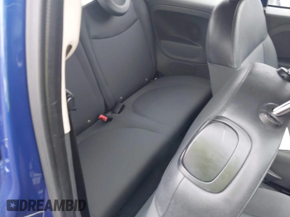 2013 FIAT 500 Pop with VIN 3C3CFFAR5DT592018, listed as a IAAI auction lot 41931582 with 156,194 mi miles. Bid and sale history available at carsss.com. Image 8.