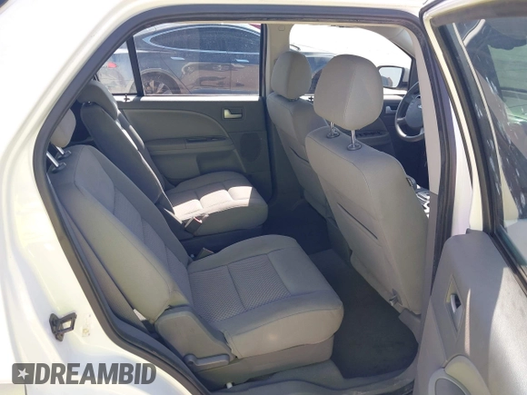 2007 Ford Freestyle SEL z VIN 1FMDK02187GA35979, wystawiony jako IAAI lot #41998912 z przebiegiem 87 941 mil mil oraz . Historia ofert i sprzedaży dostępna na DreamBid. Obrazek 8.