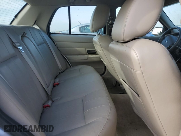 2011 Ford Crown Victoria LX z VIN 2FABP7EVXBX155506, wystawiony jako Copart lot #56899375 z przebiegiem 177 956 mil mil oraz Szkoda całkowita • Salvage title. Historia ofert i sprzedaży dostępna na DreamBid. Obrazek 10.