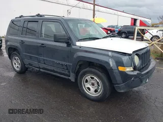 2014 Jeep Patriot Sport with VIN 1C4NJPBA6ED714586, listed as a IAAI auction lot 40844617 with 82,343 mi miles and . Bid and sale history available at DreamBid. Image 1.
