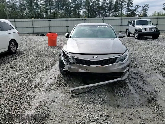 2018 Kia Optima S z VIN 5XXGT4L32JG208593, wystawiony jako Copart lot #51272265 z przebiegiem 239 395 mil mil oraz Szkoda całkowita • Salvage title. Historia ofert i sprzedaży dostępna na DreamBid. Obrazek 13.