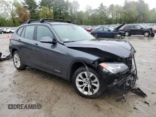 2014 BMW X1 xDrive28i z VIN WBAVL1C5XEVY22872, wystawiony jako Copart lot #54170135 z przebiegiem 93 214 mil mil oraz Czysty tytuł • Clean title. Historia ofert i sprzedaży dostępna na DreamBid. Obrazek 4.