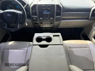 2019 Ford F-250 XL с VIN 1FT7X2A60KEC91808, выставлен на аукционе Copart как лот 62036905 с пробегом 101 633 миль миль и На запчасти • Non repairable. История ставок и продаж доступна на DreamBid. Изображение 8.