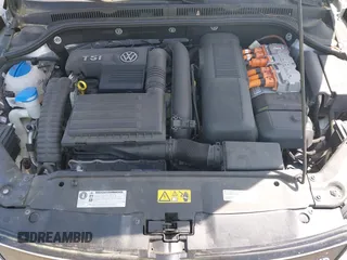 2013 Volkswagen Jetta Hybrid SE с VIN 3VW637AJXDM223583, выставлен на аукционе IAAI как лот 42246241 с пробегом 44 409 миль миль и . История ставок и продаж доступна на DreamBid. Изображение 10.