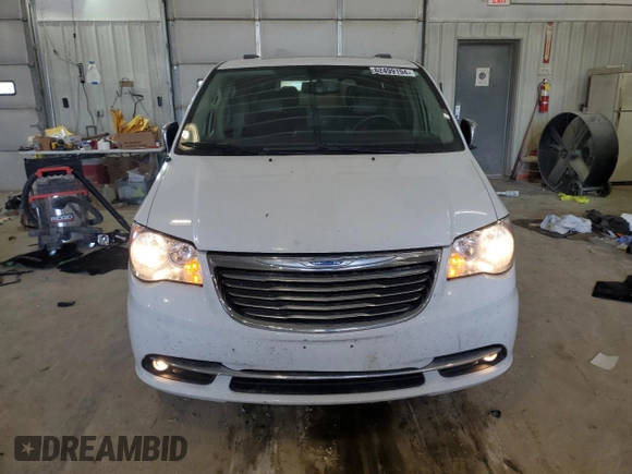 2016 Chrysler Town & Country Touring L Anniversary Edition with VIN 2C4RC1CG3GR284592, listed as a Copart auction lot 62499194 with 98,428 mi miles and Salvage Title. Bid and sale history available at DreamBid. Image 5.