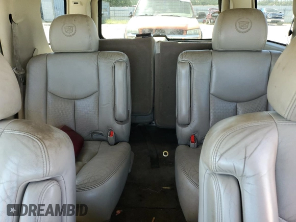 2004 Cadillac Escalade with VIN 1GYEC63T94R142929, listed as a Copart auction lot 58657835 with 147,193 mi miles and Clean title. Bid and sale history available at DreamBid. Image 10.