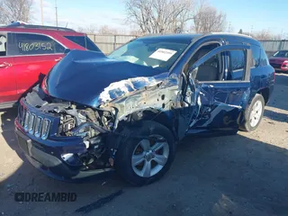 2015 Jeep Compass Latitude with VIN 1C4NJCEB4FD400322, listed as a IAAI auction lot 41802399 with 139,060 mi miles. Bid and sale history available at carsss.com. Image 2.