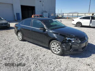 2013 Volkswagen Jetta SE with VIN 3VWDP7AJ0DM369292, listed as a Copart auction lot 55896375 with 94,887 mi miles and Salvage title. Bid and sale history available at DreamBid. Image 4.