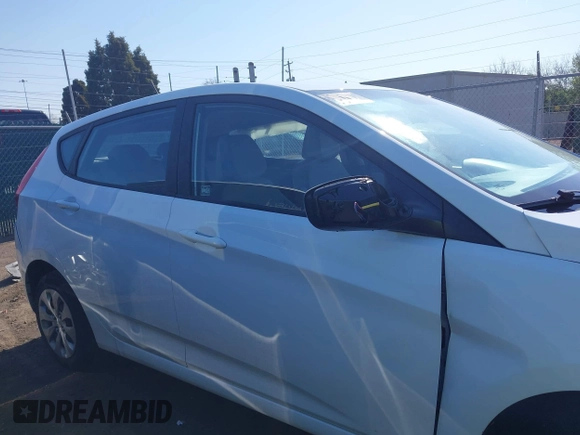 2017 Hyundai Accent SE with VIN KMHCT5AE7HU310724, listed as a IAAI auction lot 42093323 with 134,326 mi miles. Bid and sale history available at carsss.com. Image 14.