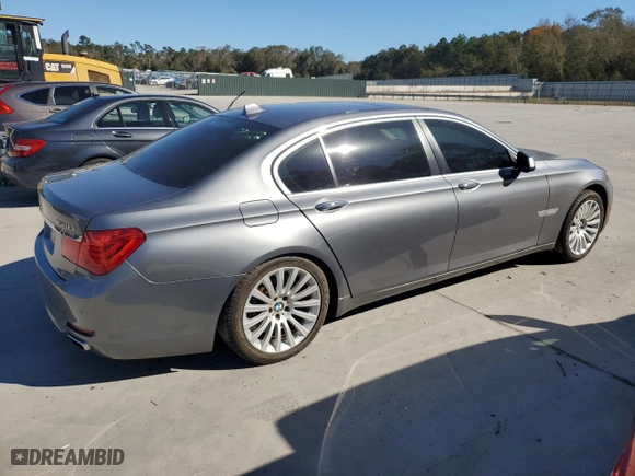 2012 BMW 7 Series 750Li with VIN WBAKB8C52CDX20337, listed as a Copart auction lot 81410774 with 92,976 mi miles and Clean Title. Bid and sale history available at carsss.com. Image 3.