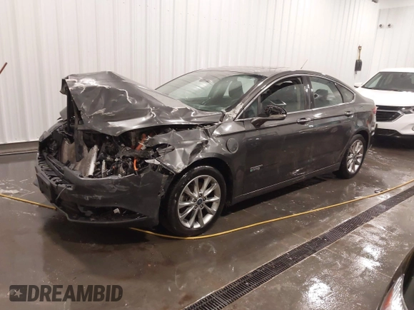 2018 Ford Fusion Energi SE with VIN 3FA6P0PU3JR203714, listed as a IAAI auction lot 41698507 with 168,609 mi miles. Bid and sale history available at carsss.com. Image 19.