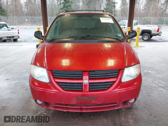 2005 Dodge Caravan SXT with VIN 2D4GP44LX5R210076, listed as a IAAI auction lot 41856927 with 291,712 mi miles and . Bid and sale history available at carsss.com. Image 12.