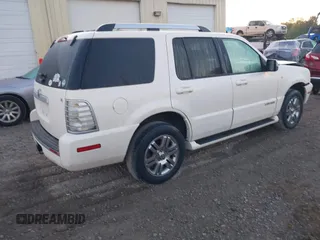 2008 Mercury Mountaineer Premier with VIN 4M2EU38838UJ04132, listed as a IAAI auction lot 41022954 with 136,449 mi miles. Bid and sale history available at carsss.com. Image 4.