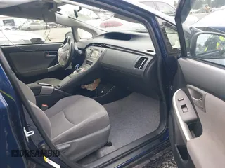 2015 Toyota Prius Four with VIN JTDKN3DUXF1996063, listed as a IAAI auction lot 41936697 with 103,180 mi miles. Bid and sale history available at carsss.com. Image 5.