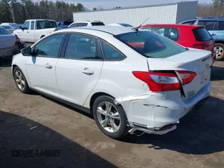 2013 Ford Focus SE with VIN 1FADP3F28DL274208, listed as a IAAI auction lot 41997585 with 233,384 mi miles. Bid and sale history available at carsss.com. Image 3.