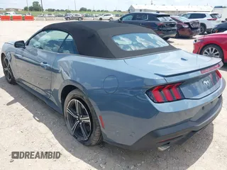 2024 Ford Mustang EcoBoost z VIN 1FAGP8UHXR5131595, wystawiony jako IAAI lot #42674491 z przebiegiem 34 264 mil mil oraz . Historia ofert i sprzedaży dostępna na DreamBid. Obrazek 3.