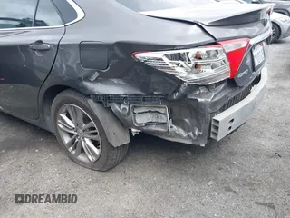 2015 Toyota Camry XLE z VIN 4T1BF1FK3FU960674, wystawiony jako IAAI lot #41721182 z przebiegiem 96 300 mil mil oraz . Historia ofert i sprzedaży dostępna na DreamBid. Obrazek 19.