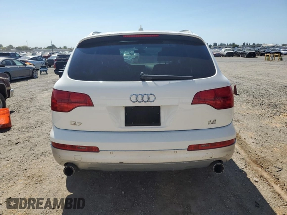2008 Audi Q7 4.2L Premium with VIN WA1BV74L18D016780, listed as a Copart auction lot 70465544 with 186,904 mi miles and Clean Title. Bid and sale history available at carsss.com. Image 6.