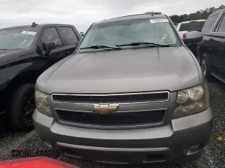 2007 Chevrolet Suburban LS with VIN 1GNFC16J17R277745, listed as a Copart auction lot 74204474 with 0 mi miles and Salvage Title. Bid and sale history available at carsss.com. Image 5.
