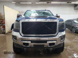 2018 GMC Sierra 2500HD SLT with VIN 1GT12TEY6JF272212, listed as a Copart auction lot 87391914 with 78,217 mi miles and Clean Title. Bid and sale history available at carsss.com. Image 5.