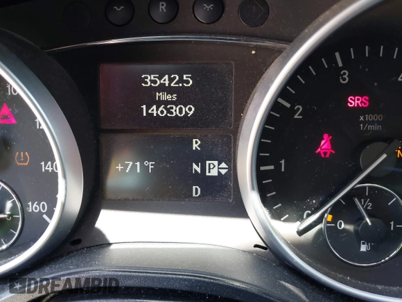 2011 Mercedes-Benz M 350 with VIN 4JGBB8GBXBA657339, listed as a IAAI auction lot 41995961 with 146,309 mi miles and . Bid and sale history available at DreamBid. Image 7.