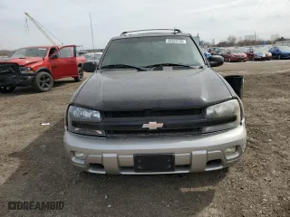 2004 Chevrolet TrailBlazer LS with VIN 1GNDT13S642209417, listed as a Copart auction lot 49528795 with 146,765 mi miles and Clean Title. Bid and sale history available at carsss.com. Image 5.