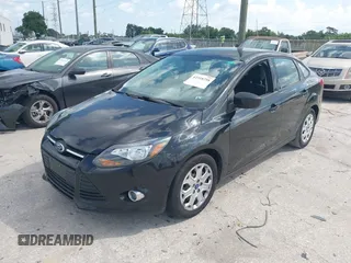 2012 Ford Focus SE с VIN 1FAHP3F25CL221093, выставлен на аукционе IAAI как лот 42318758 с пробегом 129 563 миль миль и . История ставок и продаж доступна на DreamBid. Изображение 2.
